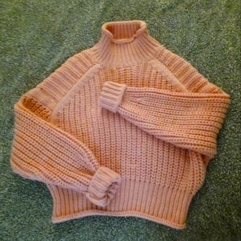 Light Pink Chinky Sweater.